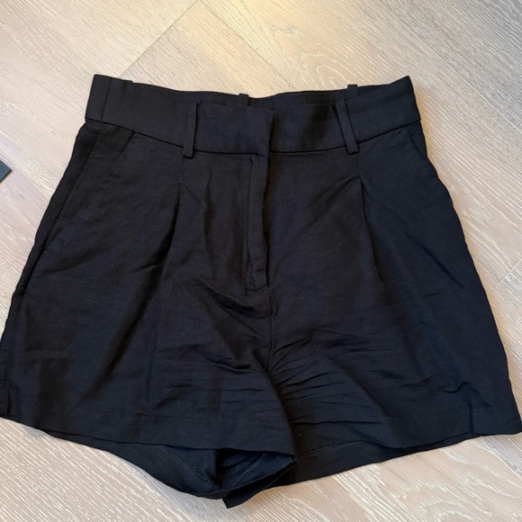 H&M Black Linen Blend Shorts - Picture 2 of 6